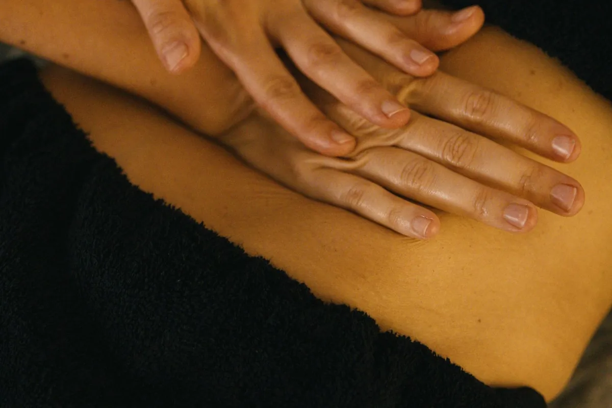 Radiofrequenz-Lifting und Multimasking, drei Zonen